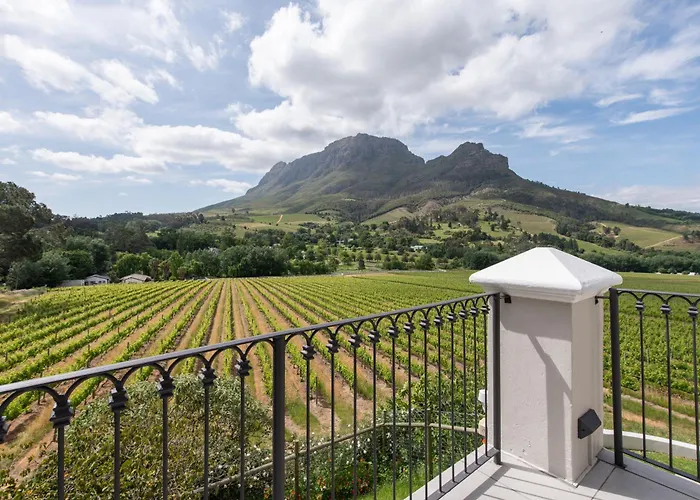 Banhoek Lodge